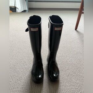 Hunter Glossy Black Rain Boots